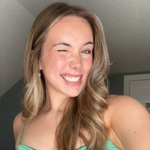 Meet your Posher, Marisa